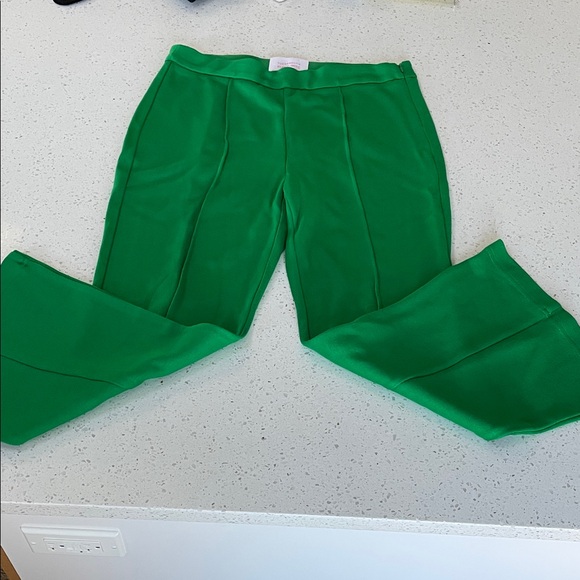 Tuckernuck Bright Green Cropped Flare Pants - Picture 2 of 9